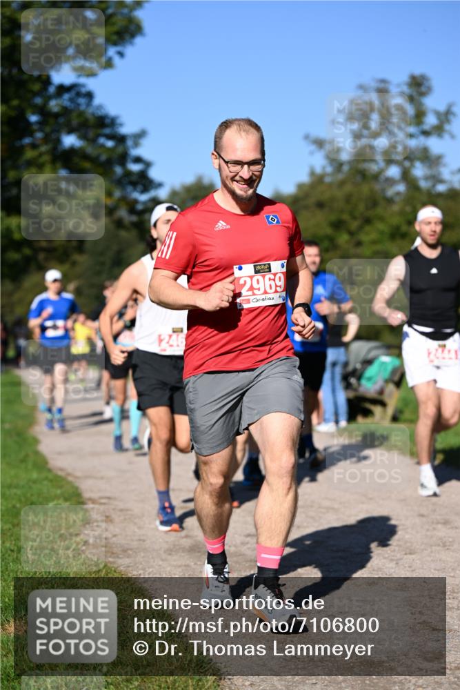 22.09.2024 - 32. Volkslauf durch das schöne Alstertal Dr. Thomas Lammeyer http://msf.ph/oto/7106800 22.09.2024 10:25:54 Laufen 246, 2969 meine-sportfotos.de