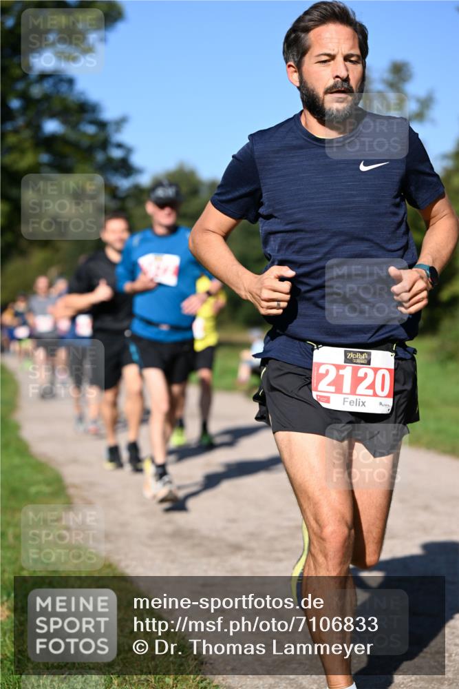 22.09.2024 - 32. Volkslauf durch das schöne Alstertal Dr. Thomas Lammeyer http://msf.ph/oto/7106833 22.09.2024 10:26:01 Laufen 2120 meine-sportfotos.de