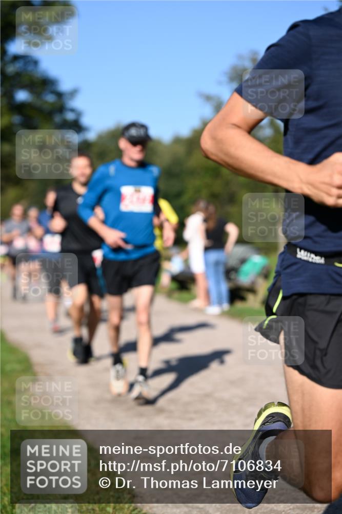 22.09.2024 - 32. Volkslauf durch das schöne Alstertal Dr. Thomas Lammeyer http://msf.ph/oto/7106834 22.09.2024 10:26:01 Laufen  meine-sportfotos.de
