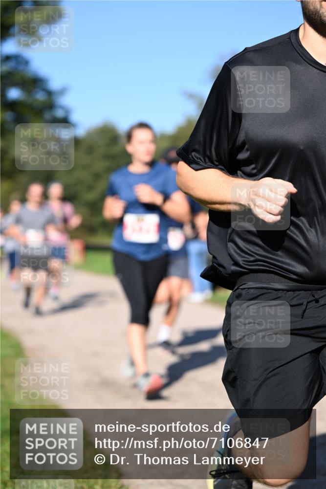 22.09.2024 - 32. Volkslauf durch das schöne Alstertal Dr. Thomas Lammeyer http://msf.ph/oto/7106847 22.09.2024 10:26:03 Laufen  meine-sportfotos.de
