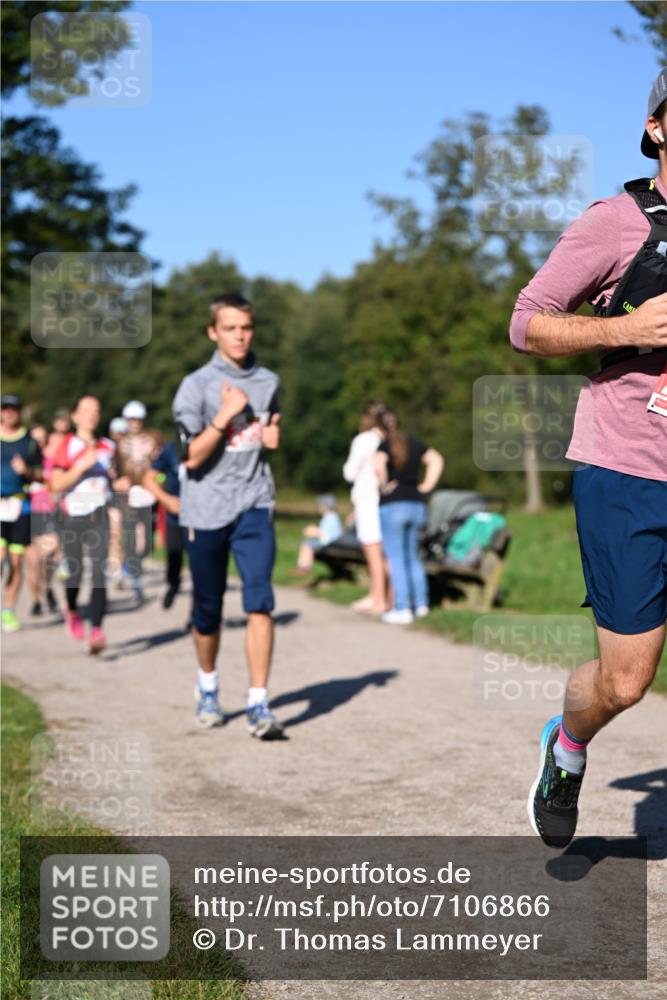 22.09.2024 - 32. Volkslauf durch das schöne Alstertal Dr. Thomas Lammeyer http://msf.ph/oto/7106866 22.09.2024 10:26:06 Laufen  meine-sportfotos.de
