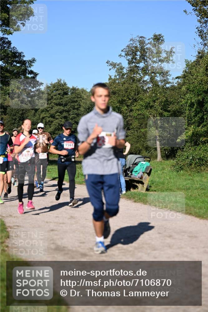 22.09.2024 - 32. Volkslauf durch das schöne Alstertal Dr. Thomas Lammeyer http://msf.ph/oto/7106870 22.09.2024 10:26:07 Laufen 1561 meine-sportfotos.de