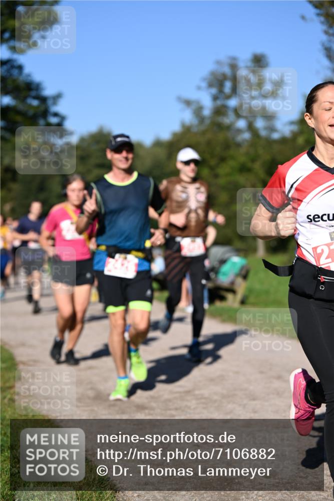 22.09.2024 - 32. Volkslauf durch das schöne Alstertal Dr. Thomas Lammeyer http://msf.ph/oto/7106882 22.09.2024 10:26:10 Laufen 2 meine-sportfotos.de