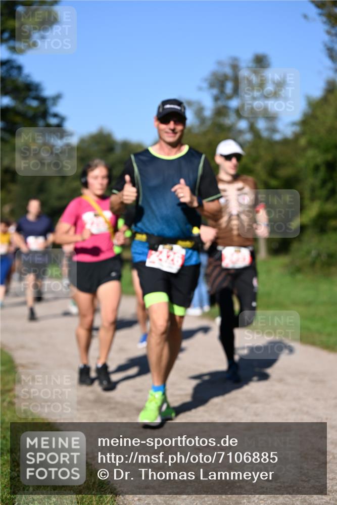 22.09.2024 - 32. Volkslauf durch das schöne Alstertal Dr. Thomas Lammeyer http://msf.ph/oto/7106885 22.09.2024 10:26:10 Laufen  meine-sportfotos.de