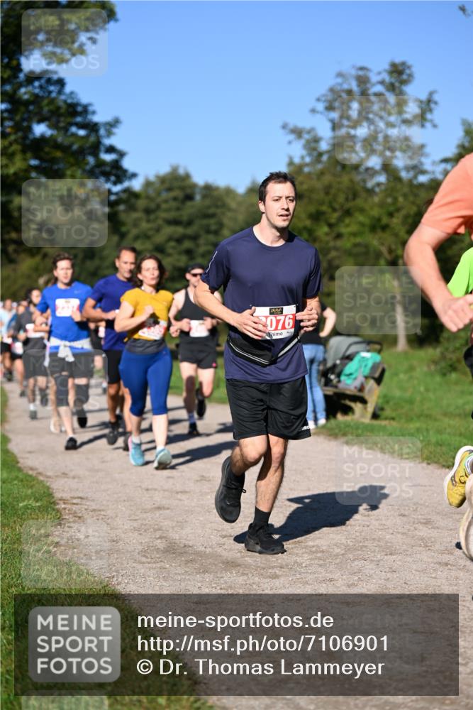 22.09.2024 - 32. Volkslauf durch das schöne Alstertal Dr. Thomas Lammeyer http://msf.ph/oto/7106901 22.09.2024 10:26:13 Laufen 076 meine-sportfotos.de