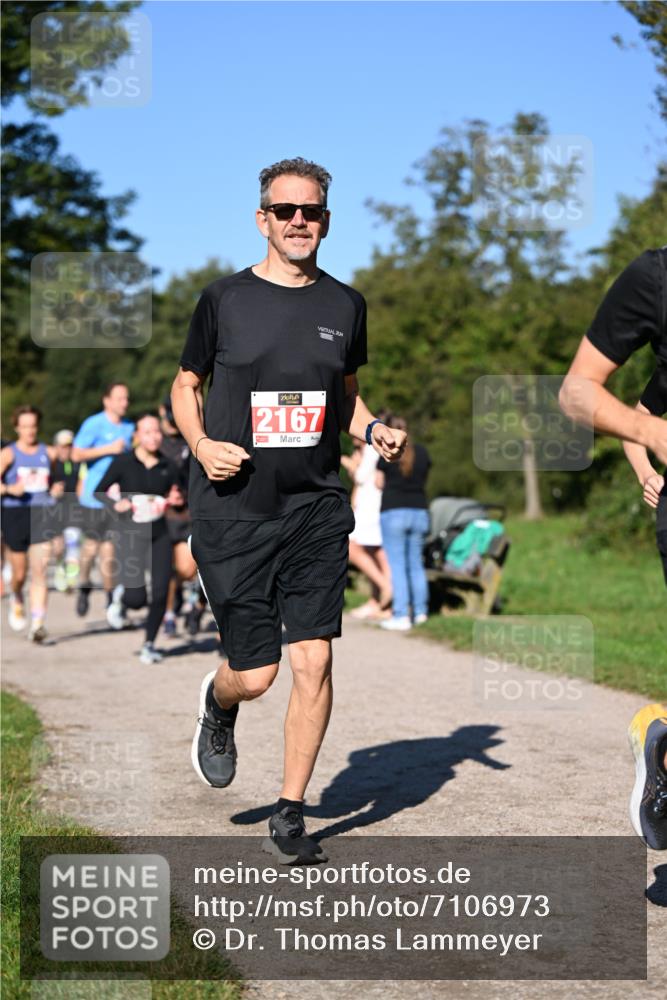 22.09.2024 - 32. Volkslauf durch das schöne Alstertal Dr. Thomas Lammeyer http://msf.ph/oto/7106973 22.09.2024 10:26:27 Laufen 2167 meine-sportfotos.de