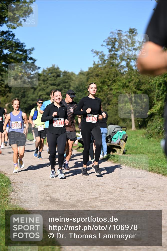 22.09.2024 - 32. Volkslauf durch das schöne Alstertal Dr. Thomas Lammeyer http://msf.ph/oto/7106978 22.09.2024 10:26:28 Laufen 2436, 2011, 2010 meine-sportfotos.de