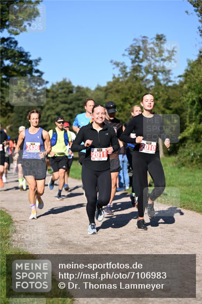 22.09.2024 - 32. Volkslauf durch das schöne Alstertal Dr. Thomas Lammeyer http://msf.ph/oto/7106983 22.09.2024 10:26:29 Laufen 2436, 2011, 2010 meine-sportfotos.de