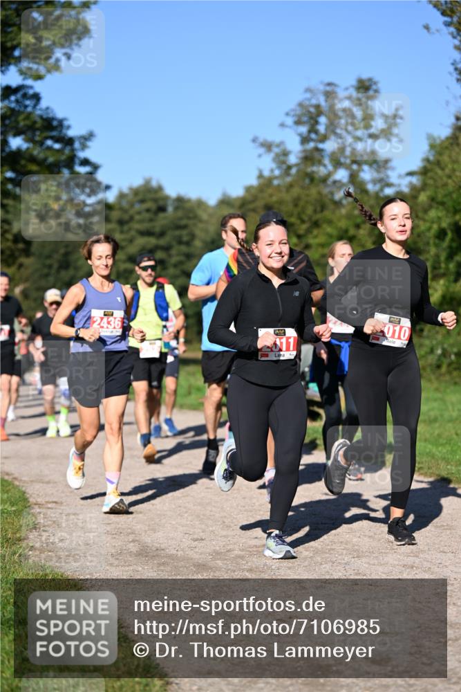 22.09.2024 - 32. Volkslauf durch das schöne Alstertal Dr. Thomas Lammeyer http://msf.ph/oto/7106985 22.09.2024 10:26:29 Laufen 2436, 11, 010 meine-sportfotos.de