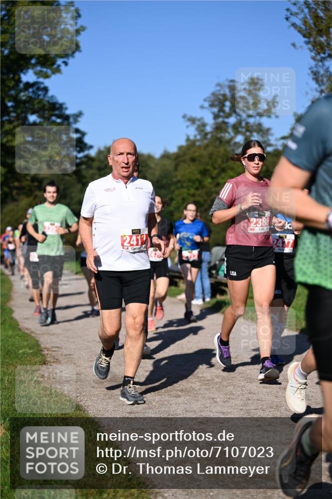 22.09.2024 - 32. Volkslauf durch das schöne Alstertal Dr. Thomas Lammeyer http://msf.ph/oto/7107023 22.09.2024 10:26:38 Laufen 2412, 2388, 1, 2477 meine-sportfotos.de