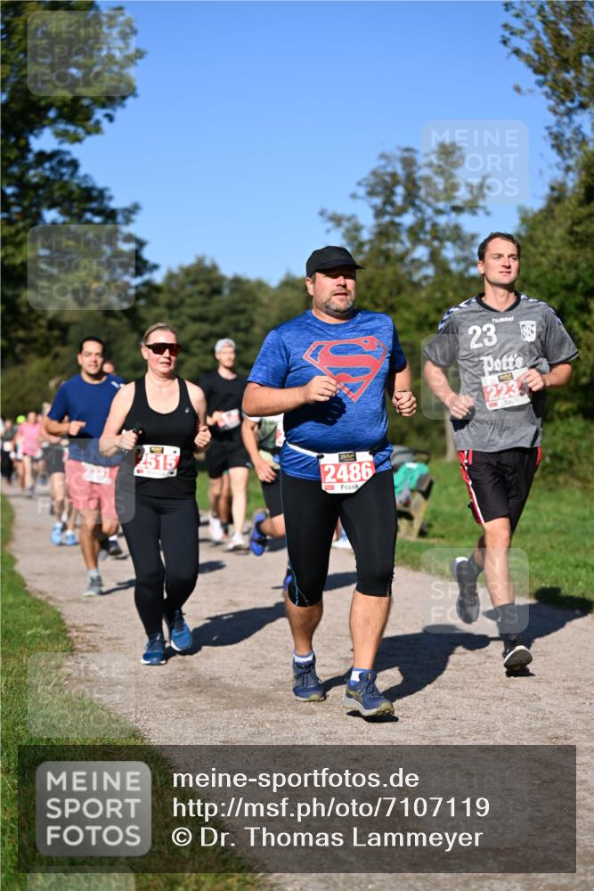 22.09.2024 - 32. Volkslauf durch das schöne Alstertal Dr. Thomas Lammeyer http://msf.ph/oto/7107119 22.09.2024 10:26:57 Laufen 2515, 2486, 23, 223 meine-sportfotos.de