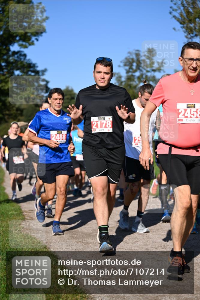 22.09.2024 - 32. Volkslauf durch das schöne Alstertal Dr. Thomas Lammeyer http://msf.ph/oto/7107214 22.09.2024 10:27:19 Laufen 2488, 2178, 29, 2458 meine-sportfotos.de