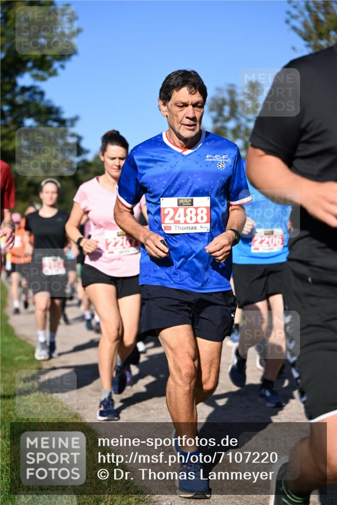 22.09.2024 - 32. Volkslauf durch das schöne Alstertal Dr. Thomas Lammeyer http://msf.ph/oto/7107220 22.09.2024 10:27:20 Laufen 2200, 2488, 2206 meine-sportfotos.de