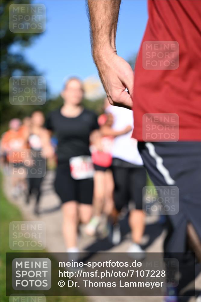 22.09.2024 - 32. Volkslauf durch das schöne Alstertal Dr. Thomas Lammeyer http://msf.ph/oto/7107228 22.09.2024 10:27:21 Laufen  meine-sportfotos.de