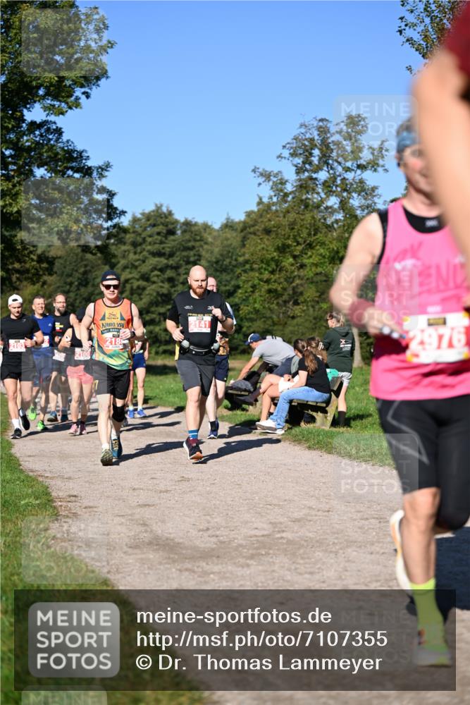22.09.2024 - 32. Volkslauf durch das schöne Alstertal Dr. Thomas Lammeyer http://msf.ph/oto/7107355 22.09.2024 10:27:55 Laufen 2103, 218, 2141, 2976 meine-sportfotos.de