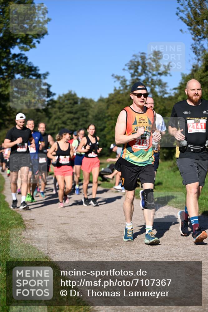 22.09.2024 - 32. Volkslauf durch das schöne Alstertal Dr. Thomas Lammeyer http://msf.ph/oto/7107367 22.09.2024 10:27:58 Laufen 2186, 2015, 2141 meine-sportfotos.de