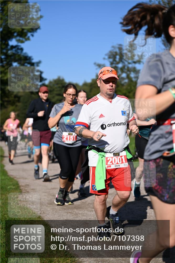 22.09.2024 - 32. Volkslauf durch das schöne Alstertal Dr. Thomas Lammeyer http://msf.ph/oto/7107398 22.09.2024 10:28:04 Laufen 2151, 2001 meine-sportfotos.de