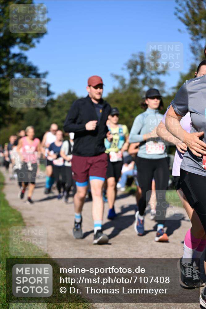 22.09.2024 - 32. Volkslauf durch das schöne Alstertal Dr. Thomas Lammeyer http://msf.ph/oto/7107408 22.09.2024 10:28:05 Laufen  meine-sportfotos.de