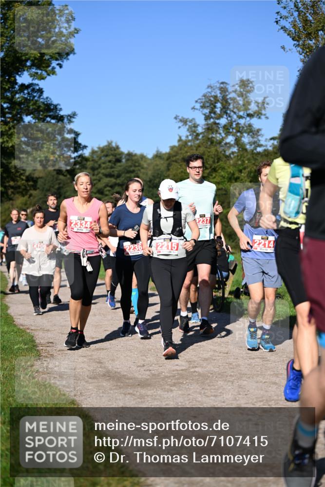 22.09.2024 - 32. Volkslauf durch das schöne Alstertal Dr. Thomas Lammeyer http://msf.ph/oto/7107415 22.09.2024 10:28:07 Laufen 2106, 2334, 2236, 2215, 2237, 2214 meine-sportfotos.de