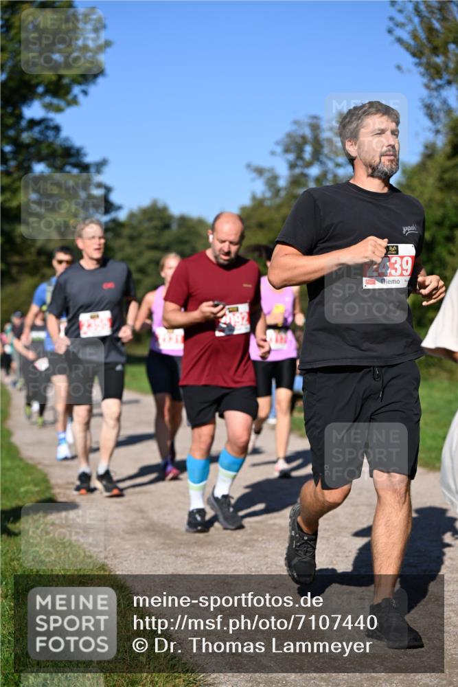22.09.2024 - 32. Volkslauf durch das schöne Alstertal Dr. Thomas Lammeyer http://msf.ph/oto/7107440 22.09.2024 10:28:12 Laufen 439 meine-sportfotos.de