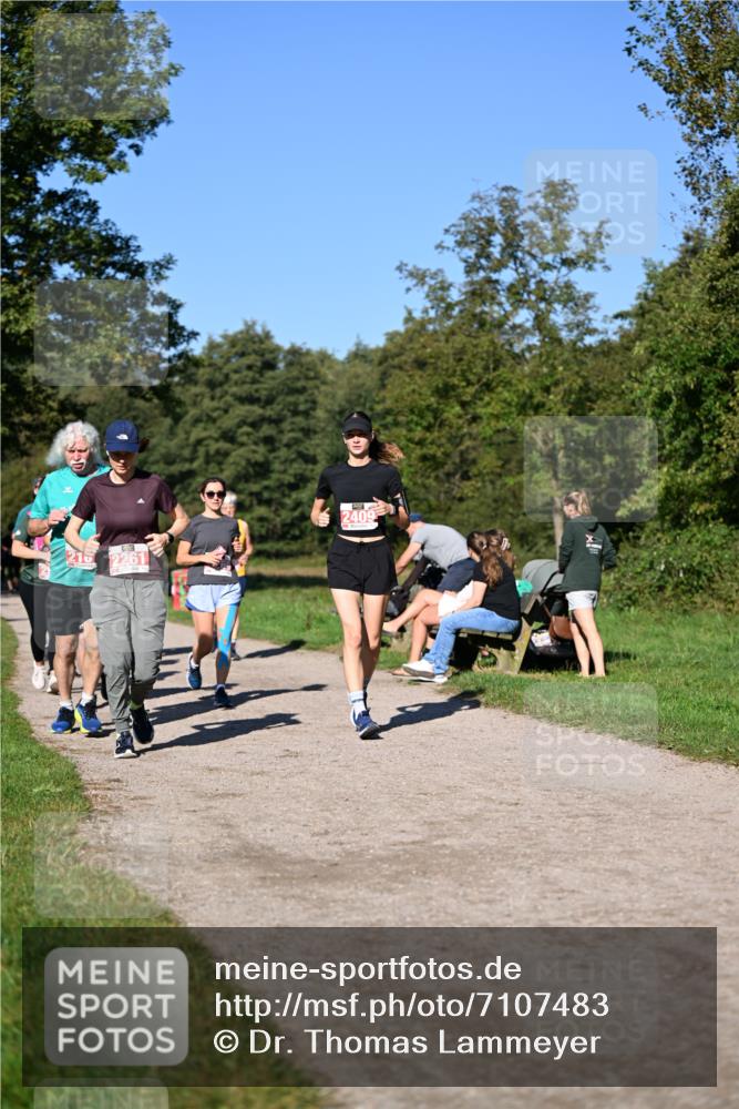 22.09.2024 - 32. Volkslauf durch das schöne Alstertal Dr. Thomas Lammeyer http://msf.ph/oto/7107483 22.09.2024 10:28:20 Laufen 215, 2261, 2409 meine-sportfotos.de