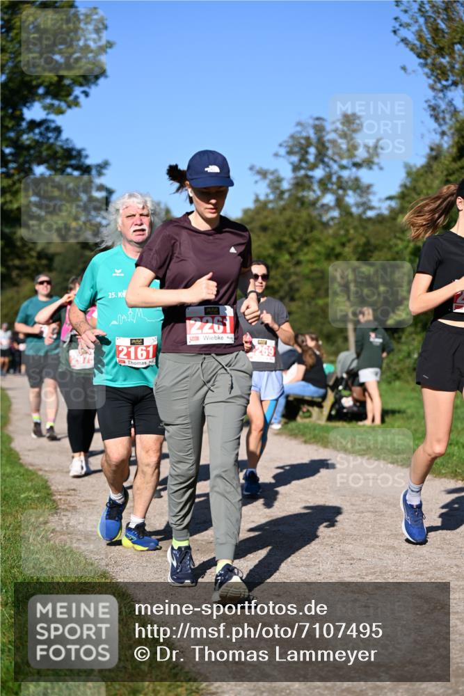22.09.2024 - 32. Volkslauf durch das schöne Alstertal Dr. Thomas Lammeyer http://msf.ph/oto/7107495 22.09.2024 10:28:23 Laufen 2975, 25, 2161, 2261, 269 meine-sportfotos.de