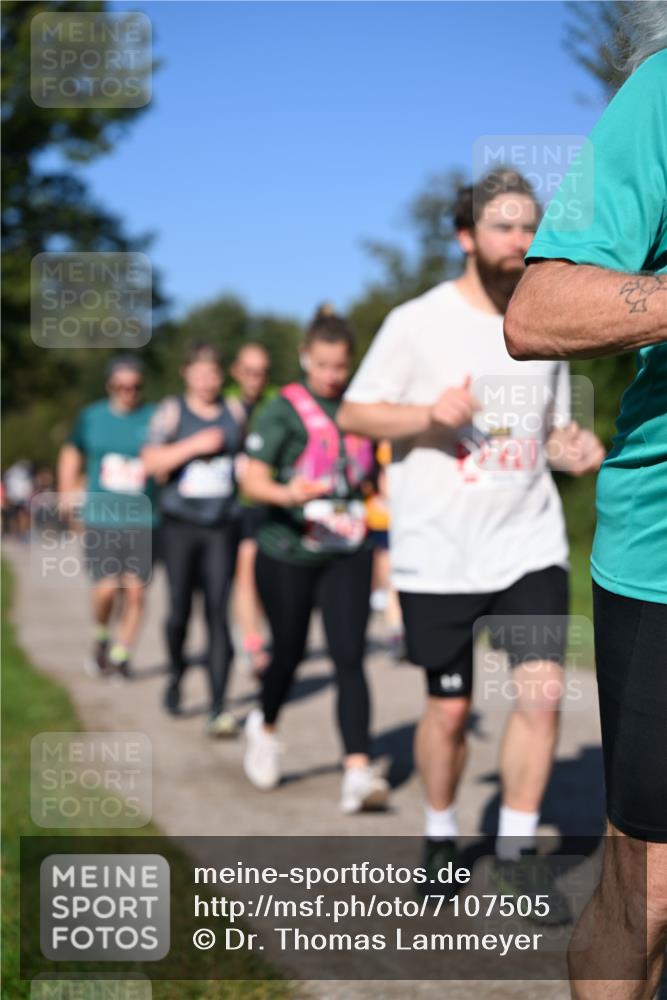 22.09.2024 - 32. Volkslauf durch das schöne Alstertal Dr. Thomas Lammeyer http://msf.ph/oto/7107505 22.09.2024 10:28:24 Laufen  meine-sportfotos.de