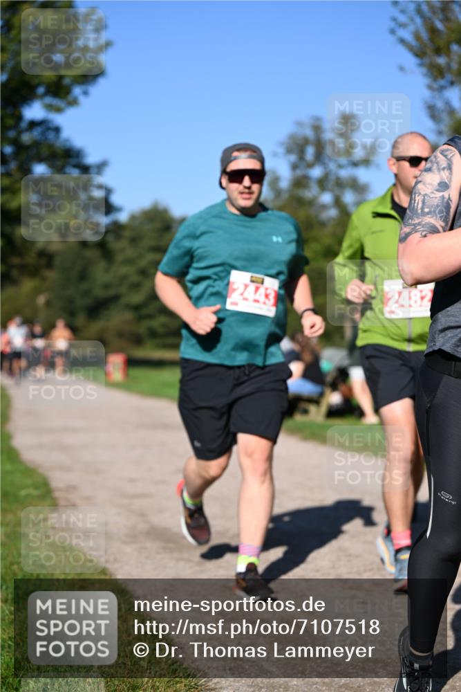 22.09.2024 - 32. Volkslauf durch das schöne Alstertal Dr. Thomas Lammeyer http://msf.ph/oto/7107518 22.09.2024 10:28:27 Laufen 2872, 2443 meine-sportfotos.de