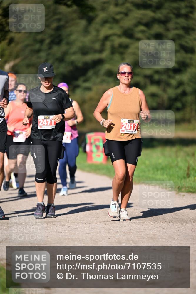 22.09.2024 - 32. Volkslauf durch das schöne Alstertal Dr. Thomas Lammeyer http://msf.ph/oto/7107535 22.09.2024 10:28:35 Laufen 2471, 2013 meine-sportfotos.de