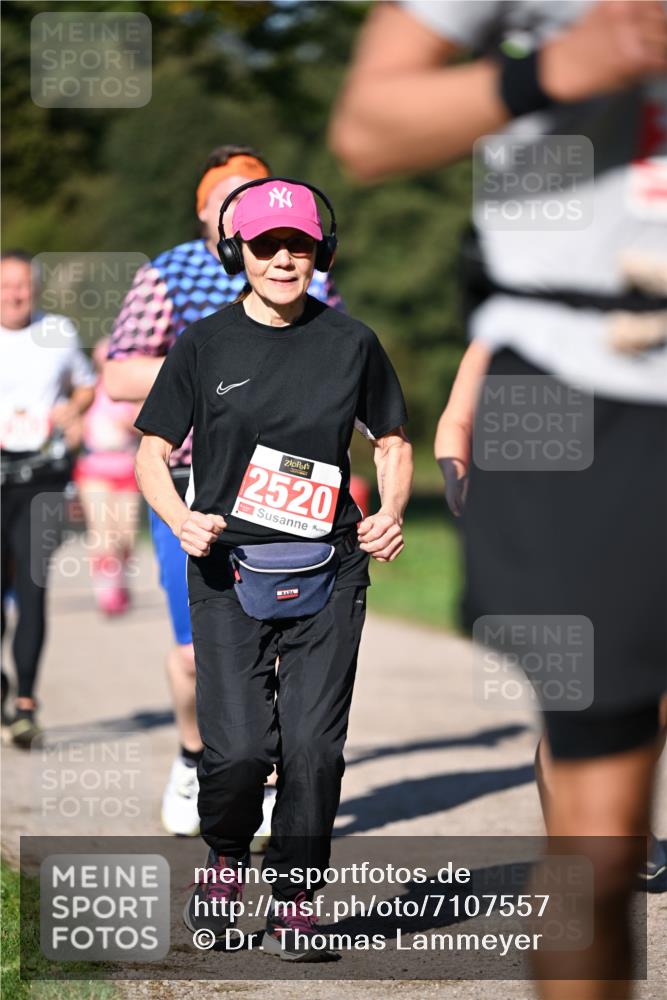 22.09.2024 - 32. Volkslauf durch das schöne Alstertal Dr. Thomas Lammeyer http://msf.ph/oto/7107557 22.09.2024 10:28:41 Laufen 2520 meine-sportfotos.de