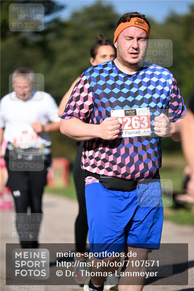 22.09.2024 - 32. Volkslauf durch das schöne Alstertal Dr. Thomas Lammeyer http://msf.ph/oto/7107571 22.09.2024 10:28:43 Laufen 263 meine-sportfotos.de