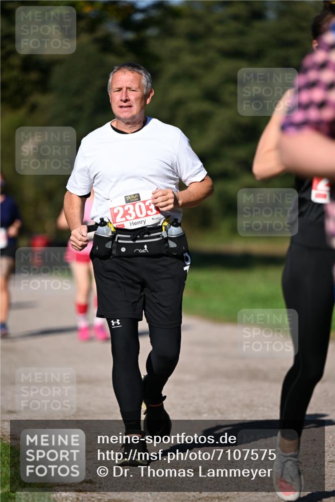 22.09.2024 - 32. Volkslauf durch das schöne Alstertal Dr. Thomas Lammeyer http://msf.ph/oto/7107575 22.09.2024 10:28:44 Laufen 8, 2303 meine-sportfotos.de