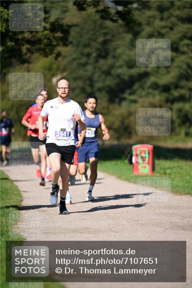 22.09.2024 - 32. Volkslauf durch das schöne Alstertal Dr. Thomas Lammeyer http://msf.ph/oto/7107651 22.09.2024 10:34:15 Laufen 3941 meine-sportfotos.de
