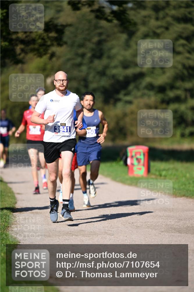 22.09.2024 - 32. Volkslauf durch das schöne Alstertal Dr. Thomas Lammeyer http://msf.ph/oto/7107654 22.09.2024 10:34:16 Laufen  meine-sportfotos.de