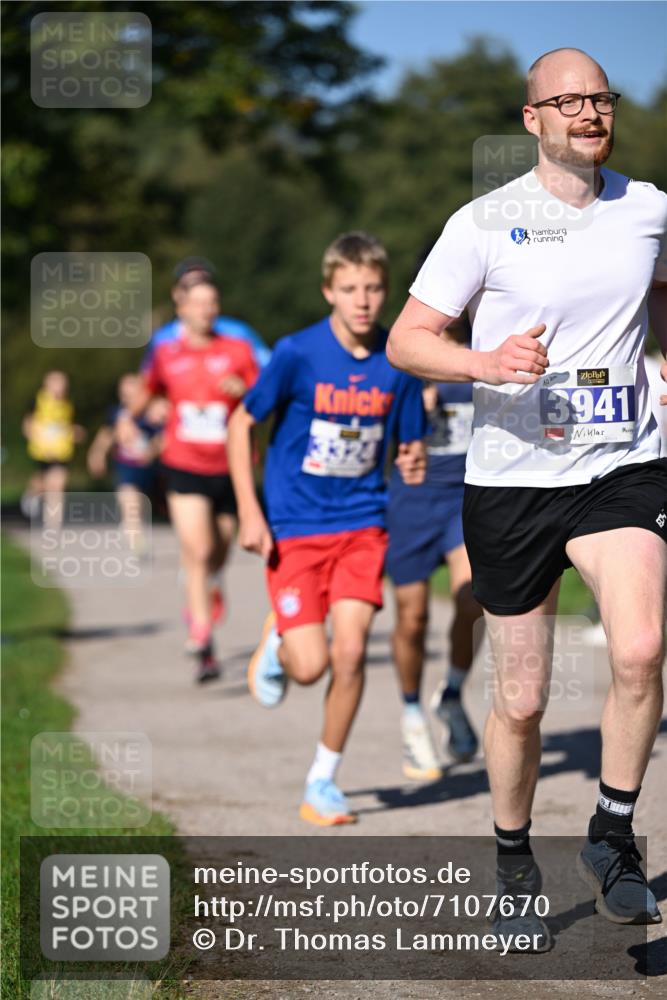 22.09.2024 - 32. Volkslauf durch das schöne Alstertal Dr. Thomas Lammeyer http://msf.ph/oto/7107670 22.09.2024 10:34:19 Laufen 24, 3941 meine-sportfotos.de