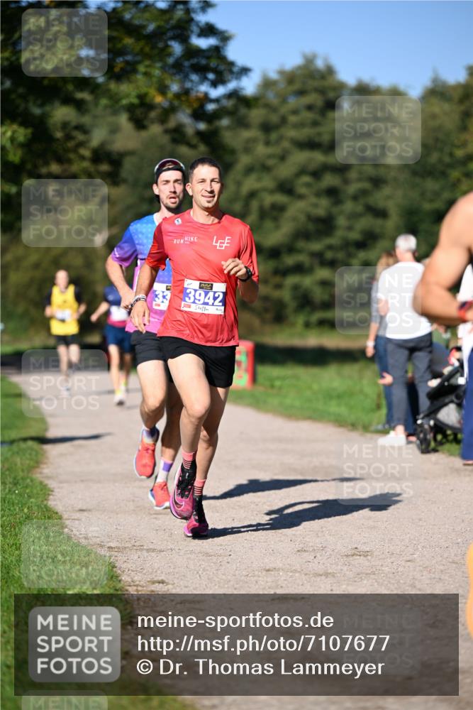 22.09.2024 - 32. Volkslauf durch das schöne Alstertal Dr. Thomas Lammeyer http://msf.ph/oto/7107677 22.09.2024 10:34:20 Laufen 3942 meine-sportfotos.de