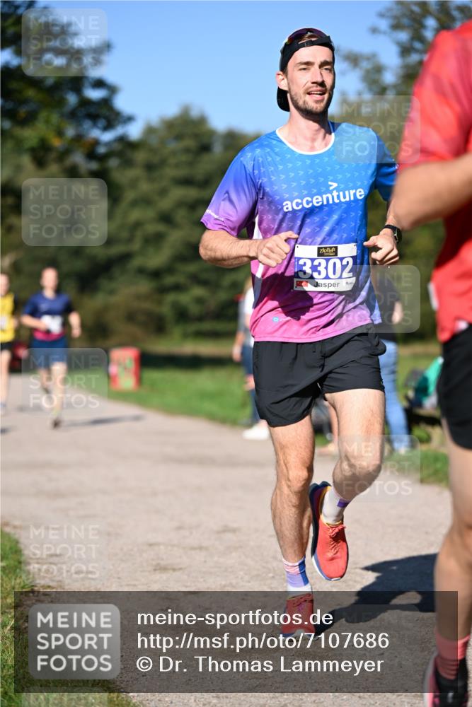 22.09.2024 - 32. Volkslauf durch das schöne Alstertal Dr. Thomas Lammeyer http://msf.ph/oto/7107686 22.09.2024 10:34:21 Laufen 3302 meine-sportfotos.de