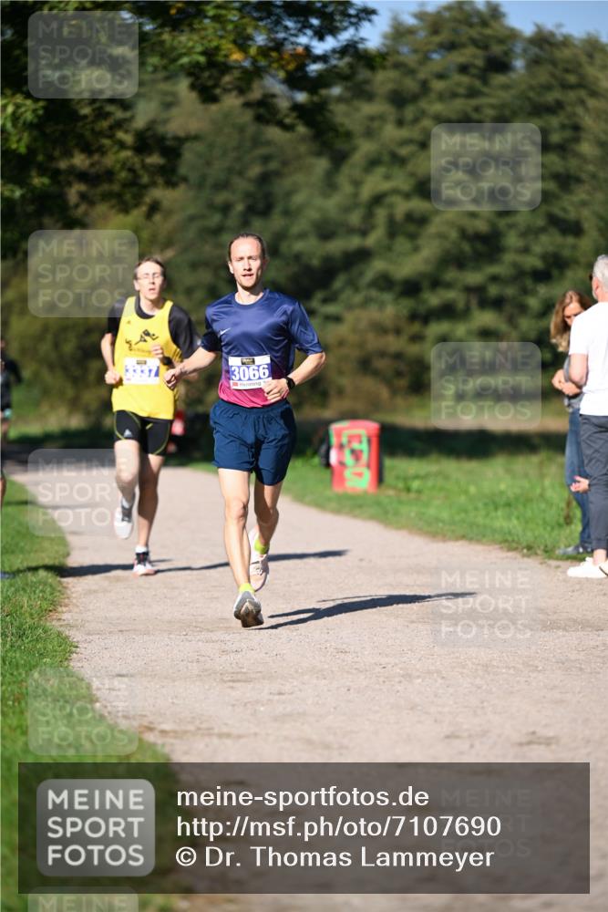 22.09.2024 - 32. Volkslauf durch das schöne Alstertal Dr. Thomas Lammeyer http://msf.ph/oto/7107690 22.09.2024 10:34:23 Laufen 3337, 3066 meine-sportfotos.de