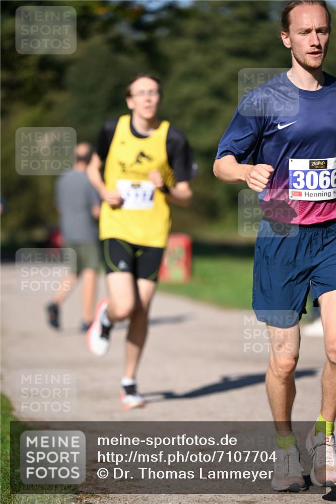 22.09.2024 - 32. Volkslauf durch das schöne Alstertal Dr. Thomas Lammeyer http://msf.ph/oto/7107704 22.09.2024 10:34:25 Laufen 3060 meine-sportfotos.de