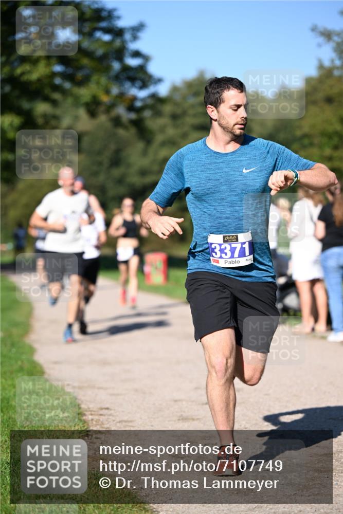 22.09.2024 - 32. Volkslauf durch das schöne Alstertal Dr. Thomas Lammeyer http://msf.ph/oto/7107749 22.09.2024 10:34:37 Laufen 3371 meine-sportfotos.de