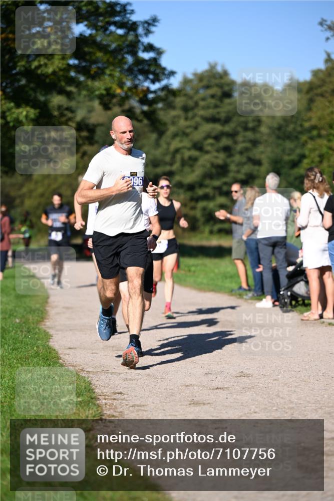 22.09.2024 - 32. Volkslauf durch das schöne Alstertal Dr. Thomas Lammeyer http://msf.ph/oto/7107756 22.09.2024 10:34:38 Laufen 960 meine-sportfotos.de