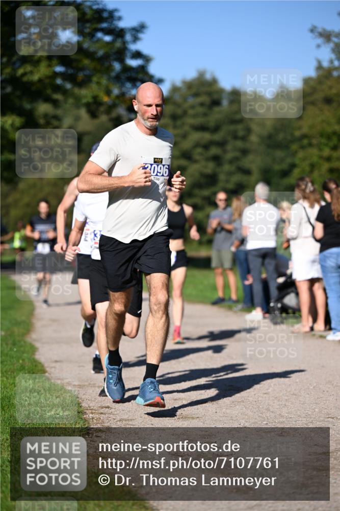 22.09.2024 - 32. Volkslauf durch das schöne Alstertal Dr. Thomas Lammeyer http://msf.ph/oto/7107761 22.09.2024 10:34:39 Laufen 2096 meine-sportfotos.de