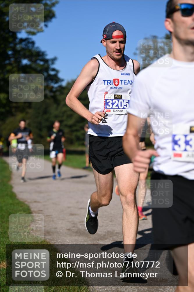 22.09.2024 - 32. Volkslauf durch das schöne Alstertal Dr. Thomas Lammeyer http://msf.ph/oto/7107772 22.09.2024 10:34:41 Laufen 3205, 33 meine-sportfotos.de
