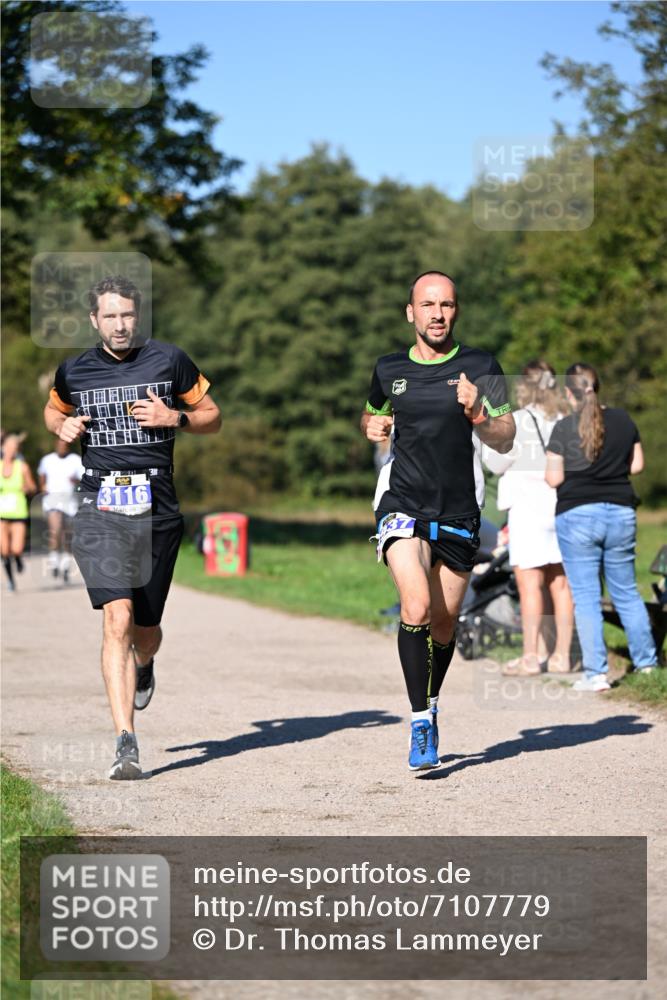 22.09.2024 - 32. Volkslauf durch das schöne Alstertal Dr. Thomas Lammeyer http://msf.ph/oto/7107779 22.09.2024 10:34:42 Laufen 3116 meine-sportfotos.de