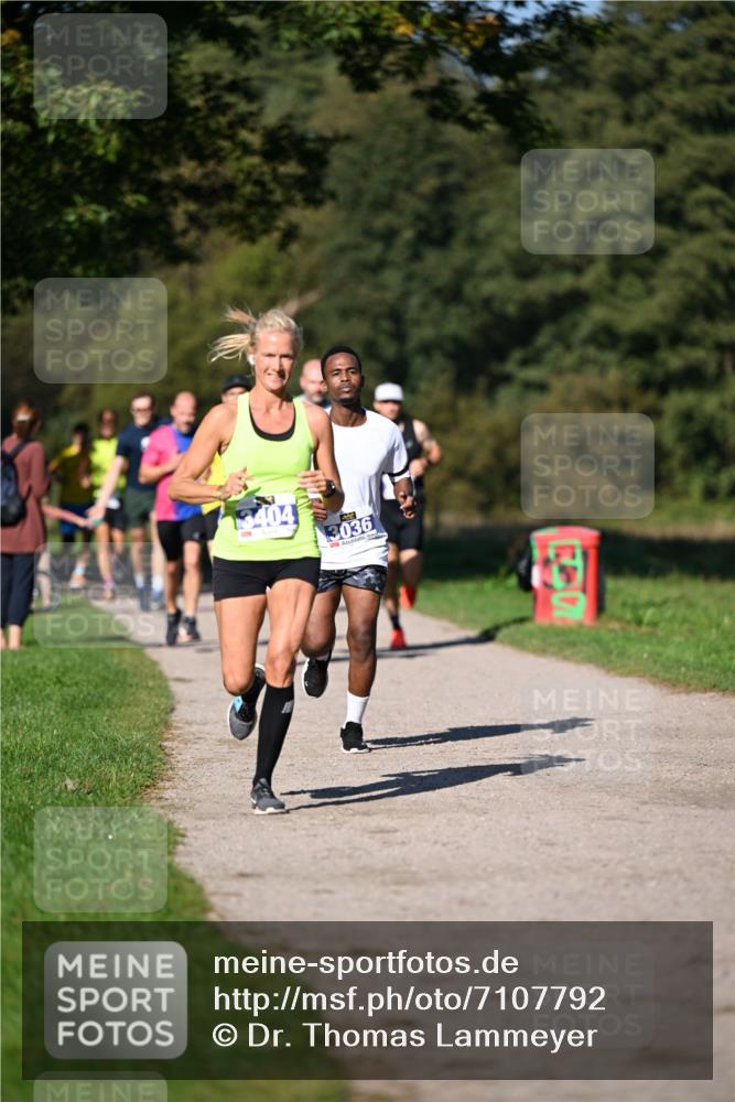 22.09.2024 - 32. Volkslauf durch das schöne Alstertal Dr. Thomas Lammeyer http://msf.ph/oto/7107792 22.09.2024 10:34:46 Laufen 3404, 3036 meine-sportfotos.de
