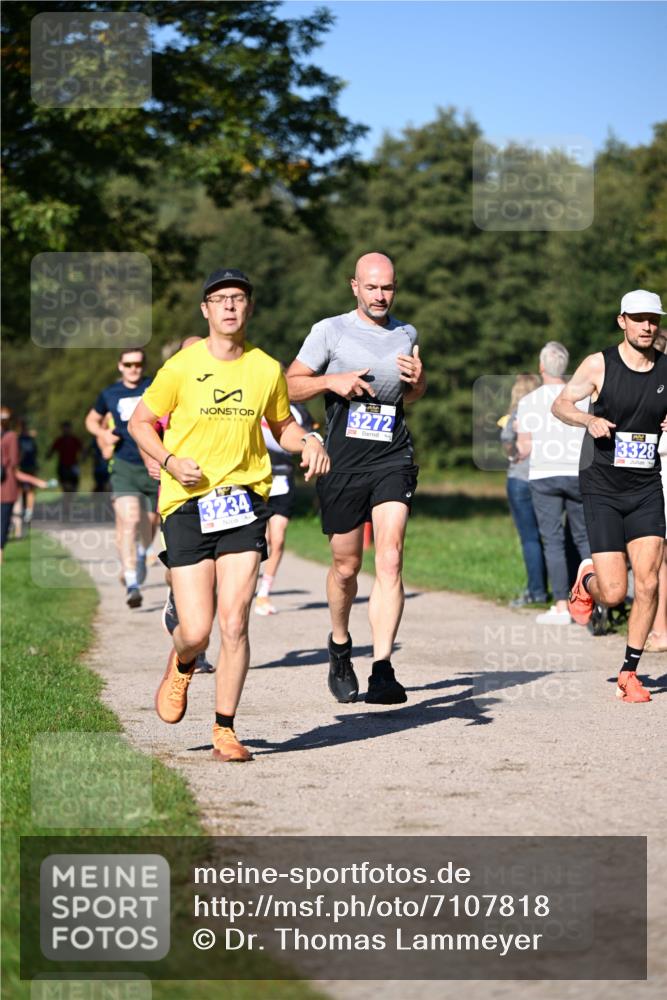 22.09.2024 - 32. Volkslauf durch das schöne Alstertal Dr. Thomas Lammeyer http://msf.ph/oto/7107818 22.09.2024 10:34:51 Laufen 3272, 3328, 3234 meine-sportfotos.de