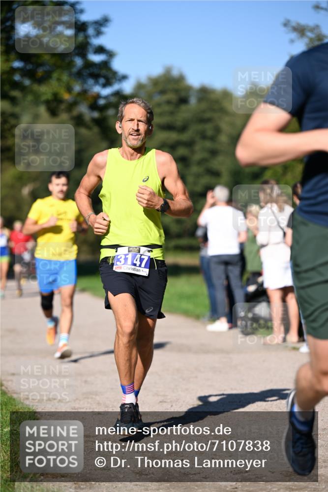 22.09.2024 - 32. Volkslauf durch das schöne Alstertal Dr. Thomas Lammeyer http://msf.ph/oto/7107838 22.09.2024 10:34:56 Laufen 3147 meine-sportfotos.de