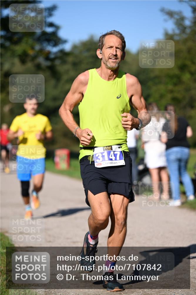 22.09.2024 - 32. Volkslauf durch das schöne Alstertal Dr. Thomas Lammeyer http://msf.ph/oto/7107842 22.09.2024 10:34:57 Laufen 330, 43147 meine-sportfotos.de