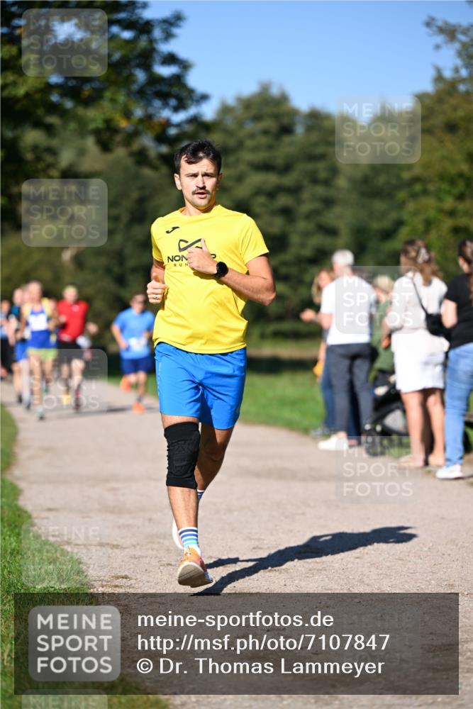22.09.2024 - 32. Volkslauf durch das schöne Alstertal Dr. Thomas Lammeyer http://msf.ph/oto/7107847 22.09.2024 10:34:58 Laufen  meine-sportfotos.de