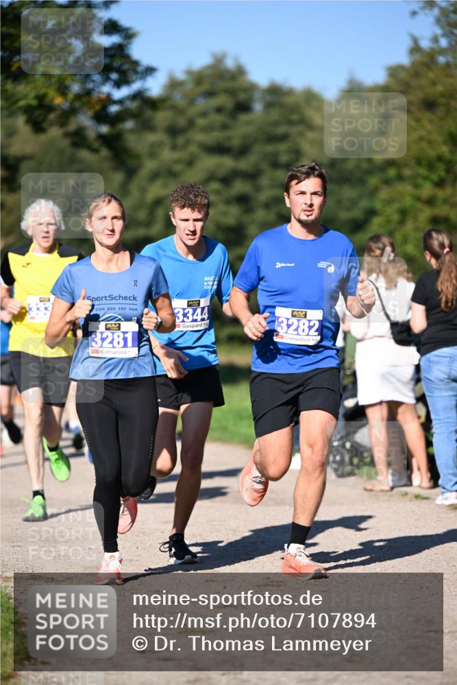 22.09.2024 - 32. Volkslauf durch das schöne Alstertal Dr. Thomas Lammeyer http://msf.ph/oto/7107894 22.09.2024 10:35:08 Laufen 3281, 3344, 3282 meine-sportfotos.de